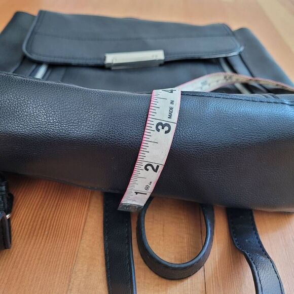 Faux leather backpack square shape alternative goth grunge alt minimalist modern - Picture 12 of 14